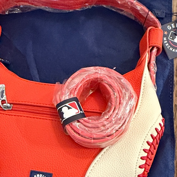 MLB Houston Astros Team Hobo Bag/Shoulder Bag - NWT - Picture 7 of 7